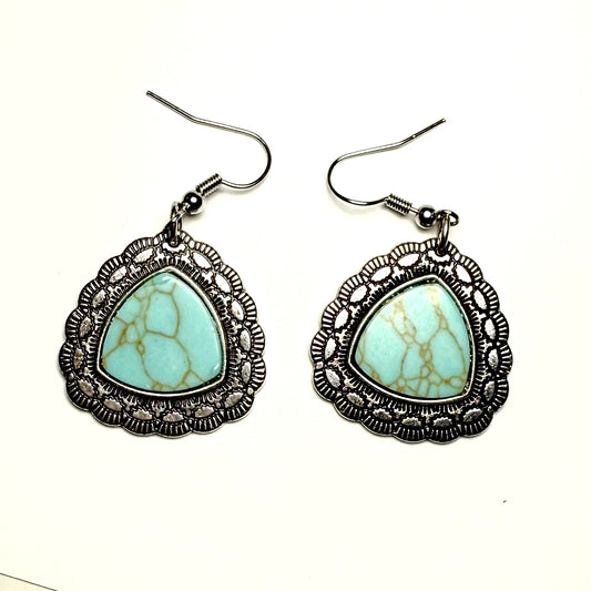 Turquoise lace earrings